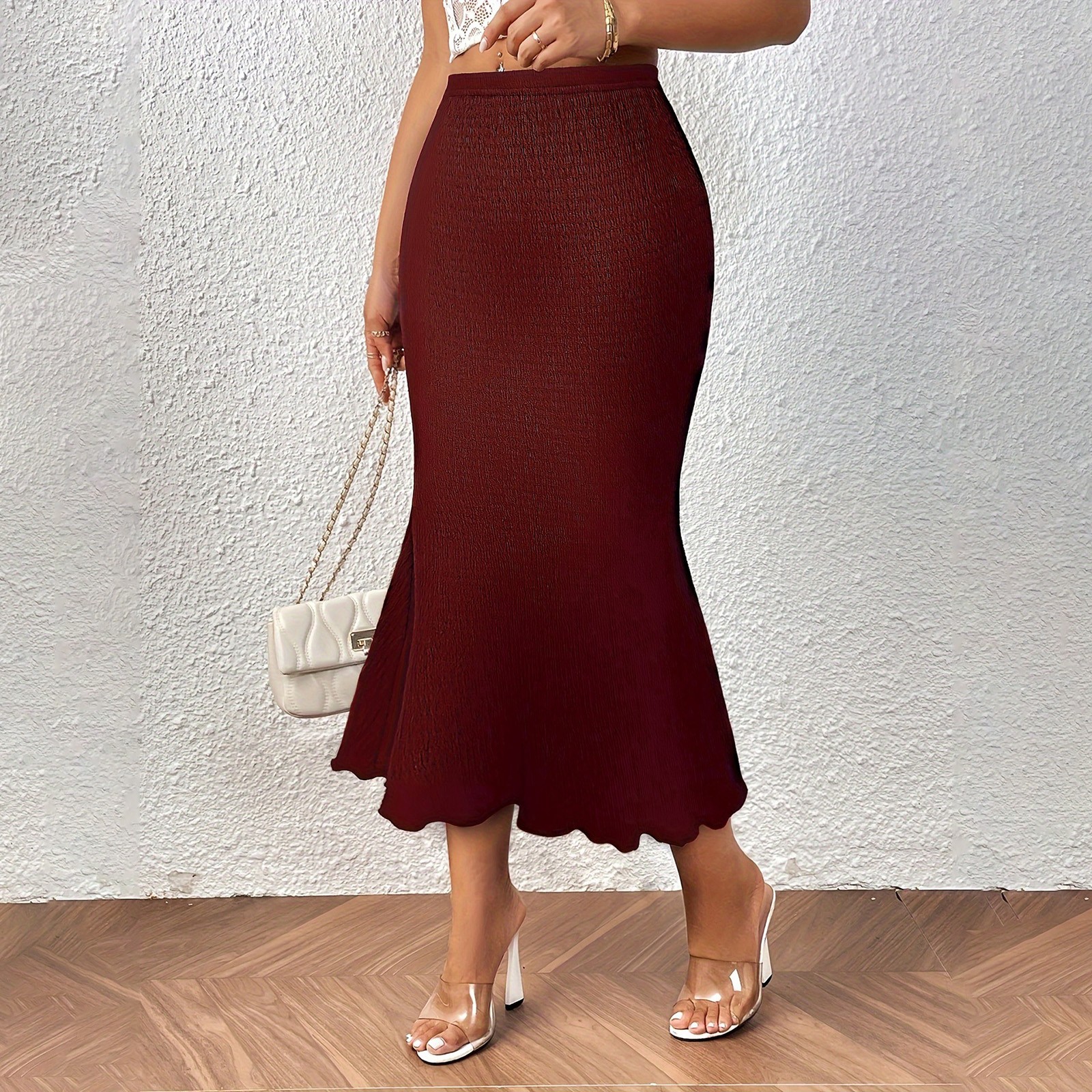 thumbnail image 2 of Falda midi fruncida de punto acanalado para mujer: cintura alta elástica, bajo en forma de cola de pez, corte ajustado, ideal para llevar en ocasiones informales y fiestas, 2 of 4